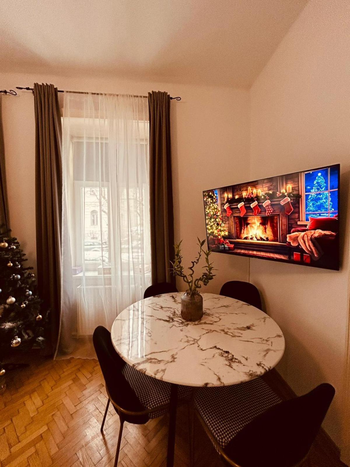 Apartment 5 Min Schoenbrunn Gloriette, Direct To City Center, Free Parking Bécs Kültér fotó